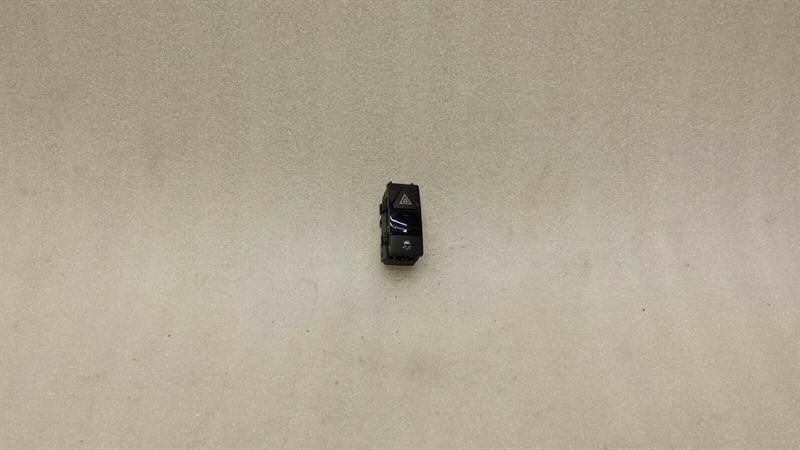 Mercedes GLK X204 Hazard Switch A2048703958 Indicator Switch