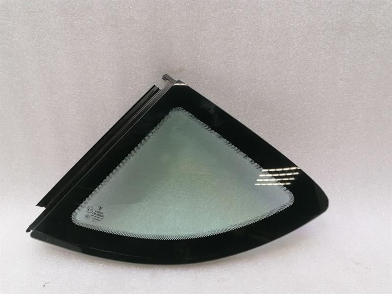 Porsche Cayman 987 left rear quarter glass 98754311102 door window 1/4 rear left