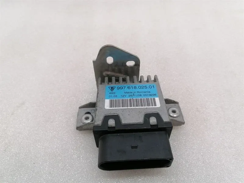 Porsche Cayman S 987 Fuel Pump Module 99761802501 Control Unit Fuel Pump