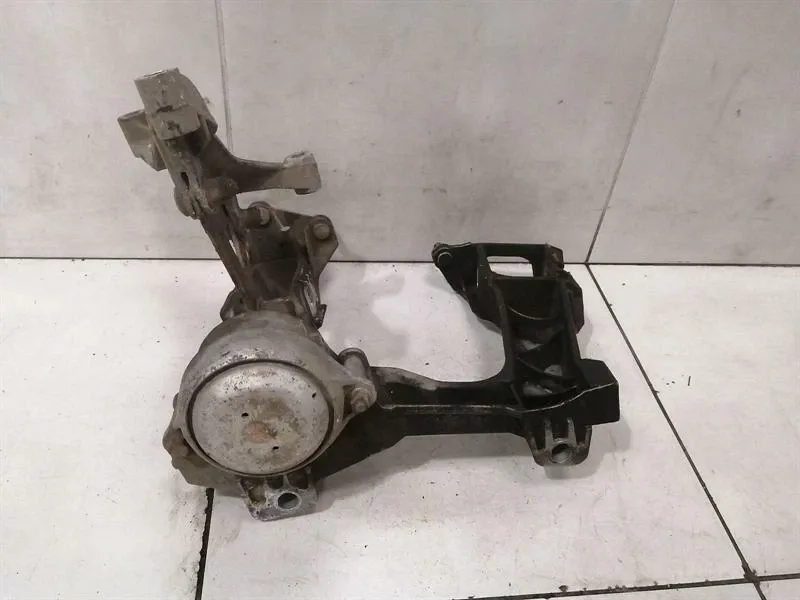 Porsche Boxster 987 right subframe rear 98733115204 axle frame rear axle RE