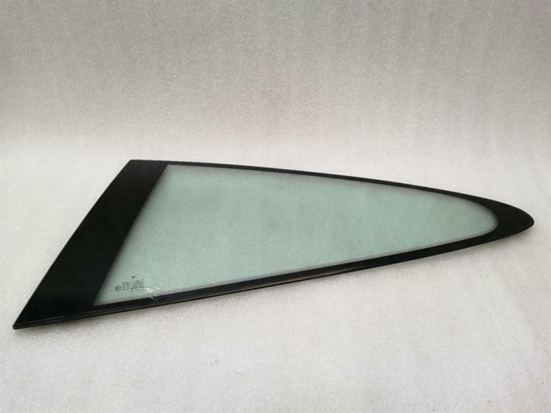 Porsche 911 996 Left Rear Quarter Glass 99754311105 Door Window 1⁄4 Rear Left 1