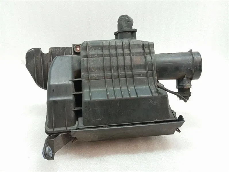 Porsche Boxster 986 Air Filter Box 99611002110 Air Filter Box