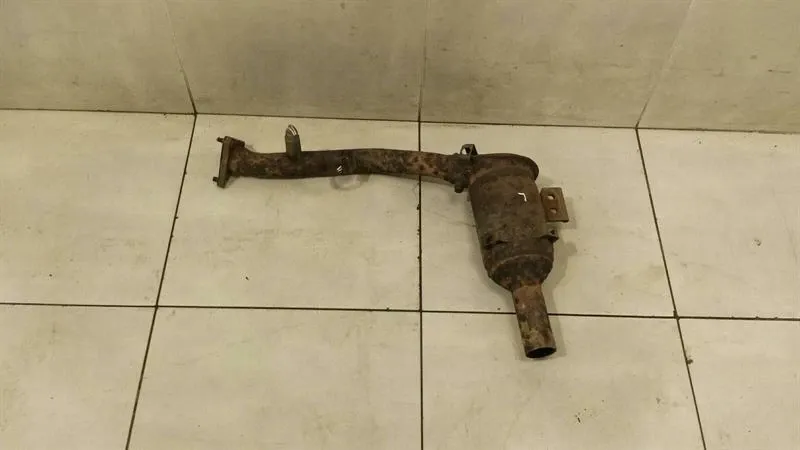 Porsche Boxster S 986 Right Catalytic Converter 996113025AX Catalyst Right