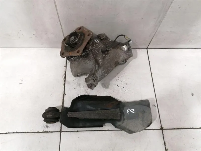 Porsche Boxster 987 Right Front Hub 99734165805 Wheel Bearing Case Front Right