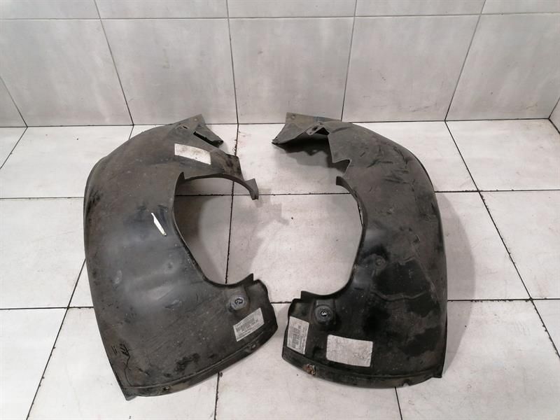 Porsche Cayman 987 Front Arch Plastic Set 98750420300 WHEEL RUN COVER Set
