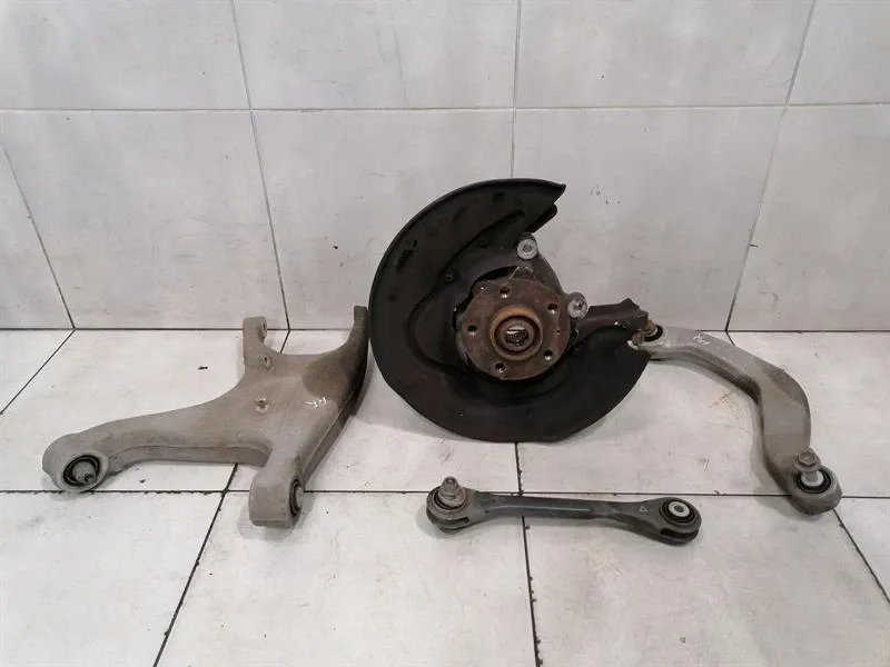 Porsche Macan 95B Right Rear Hub 95B505432 Wheel Bearing Housing Rear Right SET