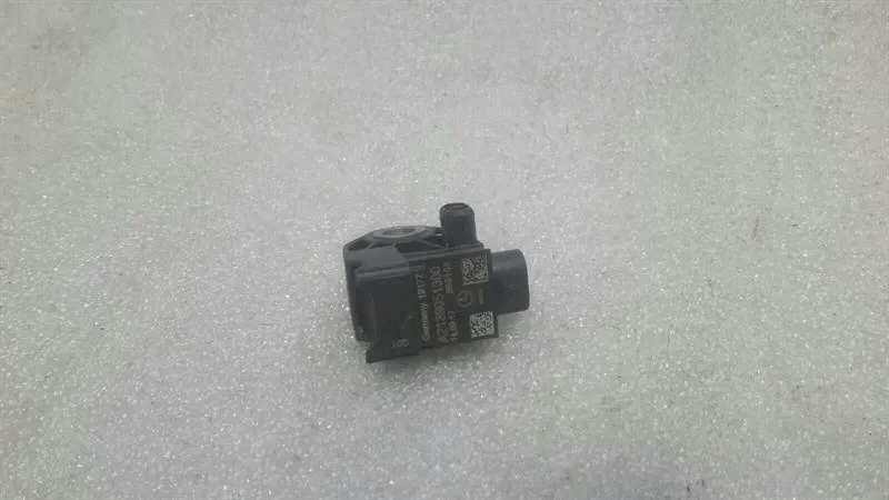 Mercedes E Class W238 Crash Sensor A2139051300 Impact Sensor