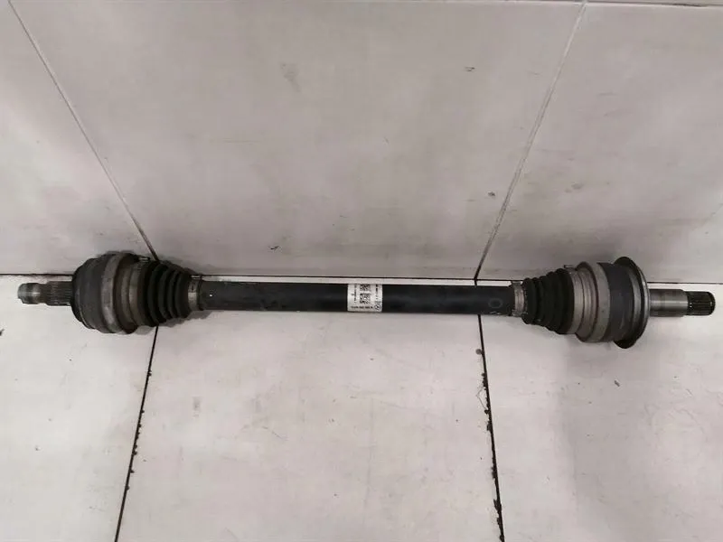 Mercedes C43 W205 Left Rear Drive Shaft A2053504019 Drive Shaft Rear Left