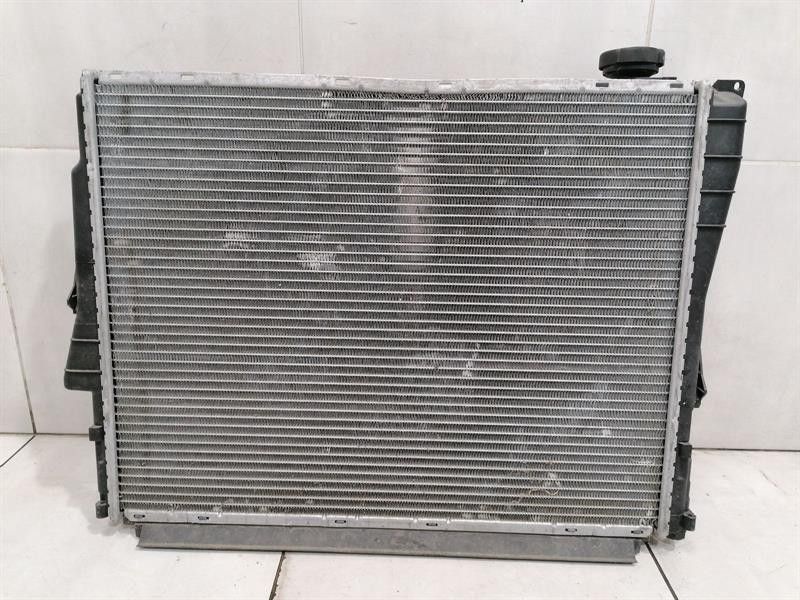 BMW Z4 E85 E86 Water Radiator 17119071517 Water Cooler Radiator