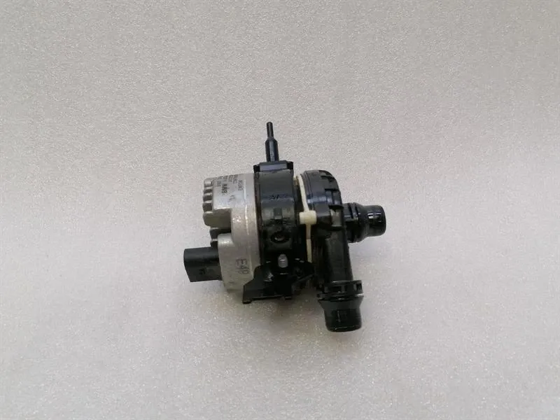 BMW 4 M4 G82 G22 additional cooling pump 5A30246 coolant pump pump pump