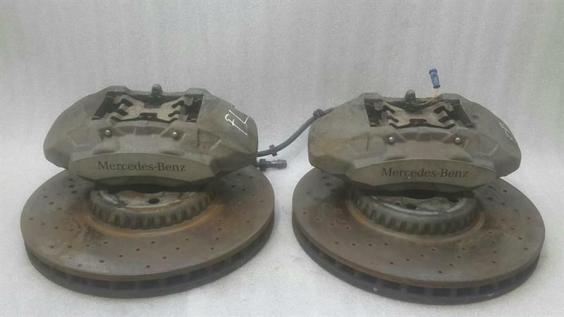 Mercedes E Class W238 Front Brake Kit A0004212312 Front Brake Set