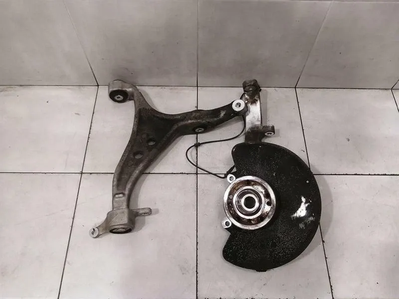 Mercedes GLS 350D Right Front Hub Set A1663301020 Wheel Bearing Housing Front Right