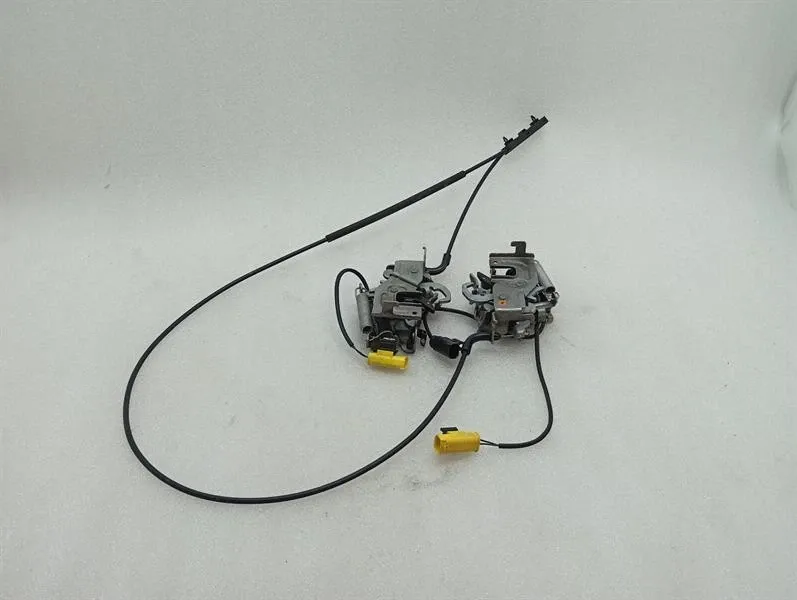 BMW 4 M4 G82 G22 Bonnet Lock 7468349 Bonnet Lock