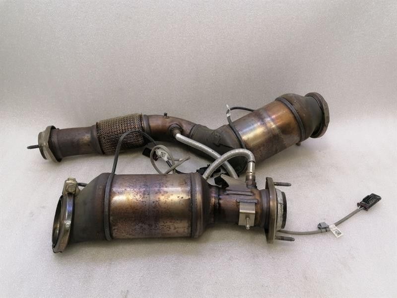 2022 BMW M4 G82 M3 G80 Catalytic Converter 8468989 Catalytic Converter SET PRIMARY