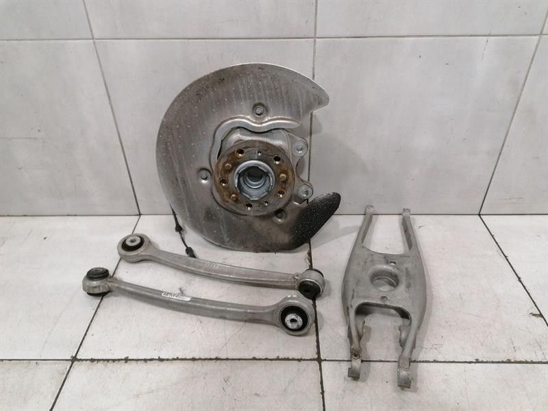 BMW 4 M4 G82 G22 Right Rear Hub 8095658 Wheel Bearing Housing Rear Right