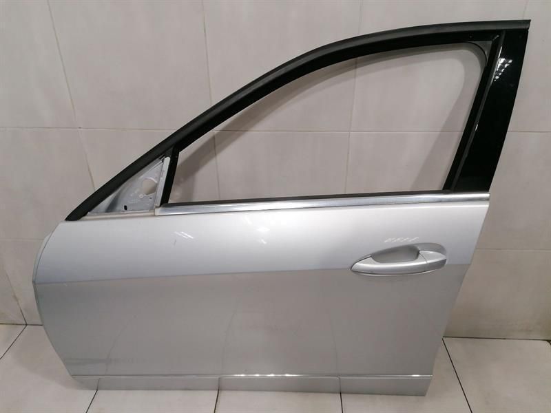 Mercedes E Class W212 Left Front Door A2127200105 Door Front Left