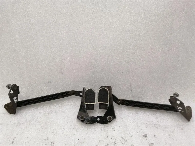 Mercedes S-Class W222 Level Sensor Set A2229050503 Level Sensor Set