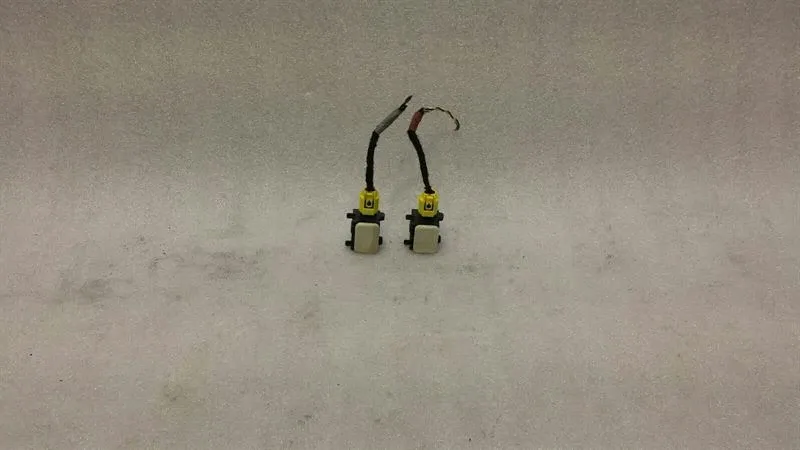 Mercedes S-Class W221 Crash Impact Sensor A0038202826 Crash Sensor