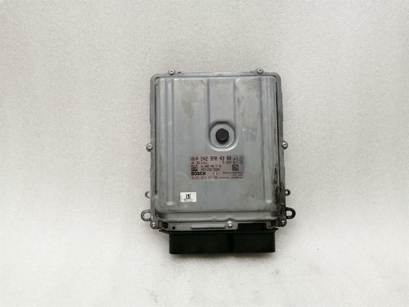 Mercedes S-Class W221 3.0 Diesel Engine ECU A6429004300 Engine Control Unit OM642