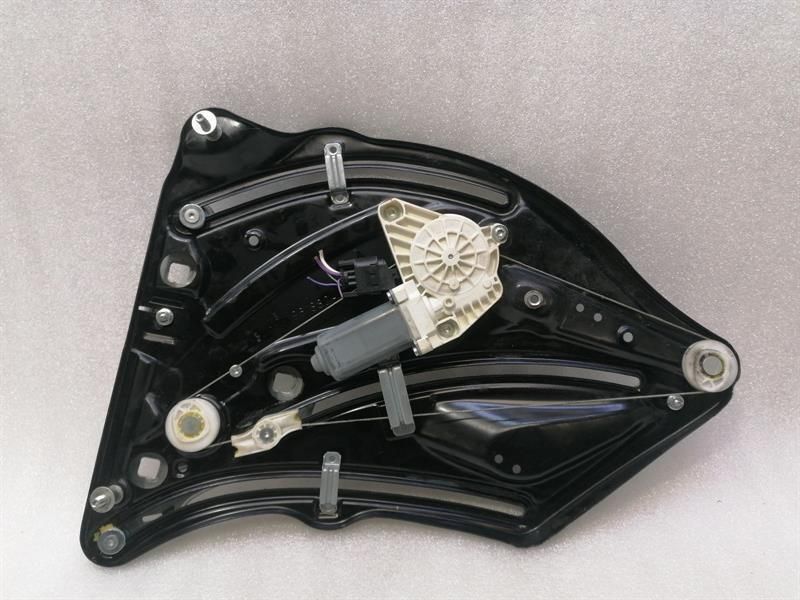 Mercedes E Class W207 Right Rear Door Winder A2076700803 Window Regulator Rear Re
