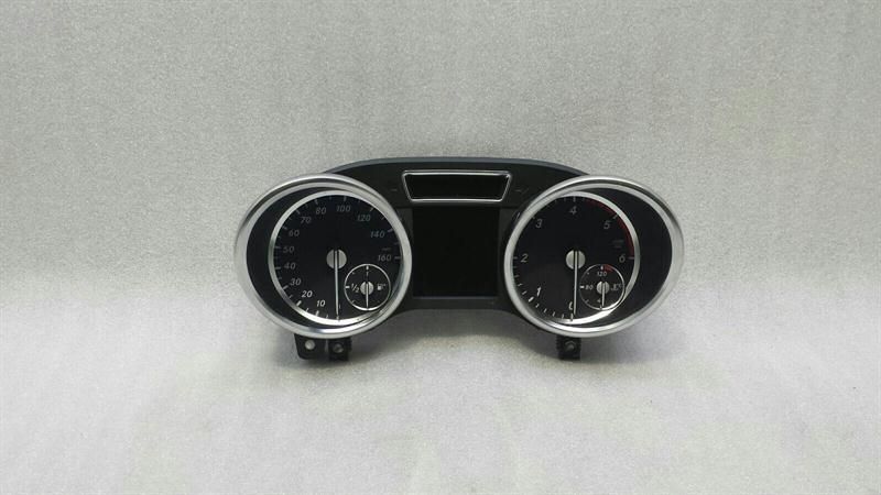 Mercedes GL X166 Speedometer A1669009014 Instrument Cluster MPH Diesel OM642