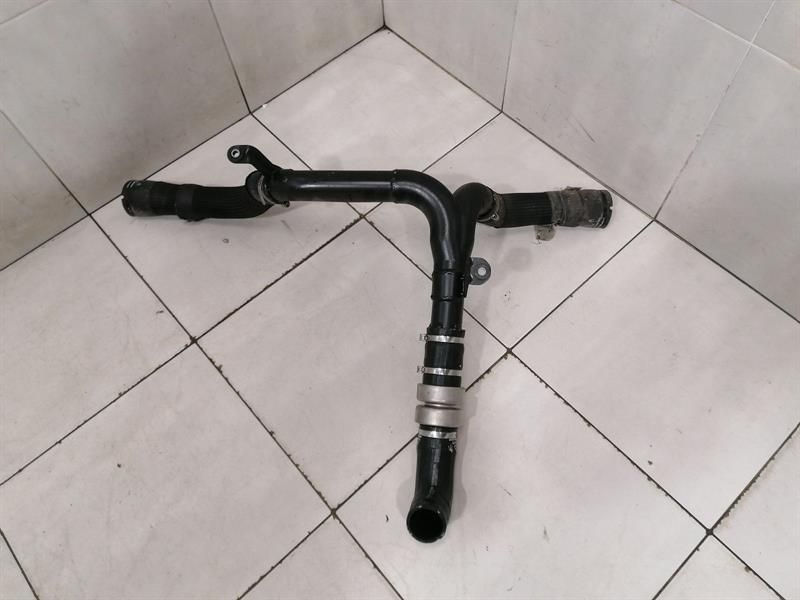 MASERATI QUATTROPORTE VI M156 Intercooler Pipe 670004156 Druckrohr Ladeluftrohr