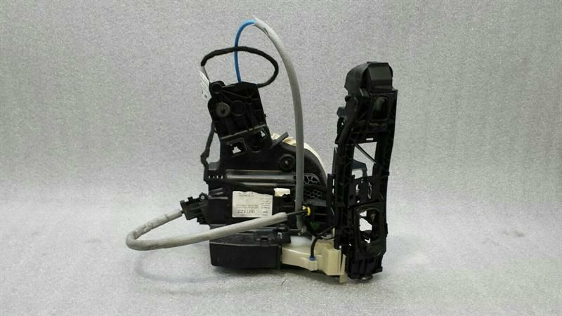 Mercedes E Class W238 Left Door Lock RHD A0997203400 Door Lock