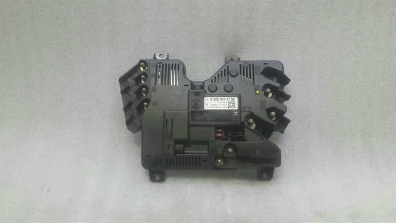 Mercedes S-Class W222 Fuse Box A2225402750 Fuse Box