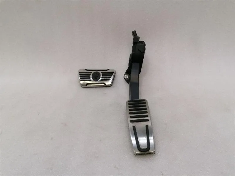 MASERATI GHIBLI M157 Gas Pedal (Electrical) 04861715AE Accelerator Pedal