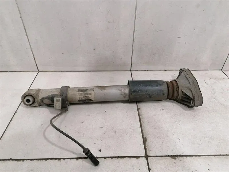 BMW M4 F82 shock absorber rear 33522284910 right shock absorber rear