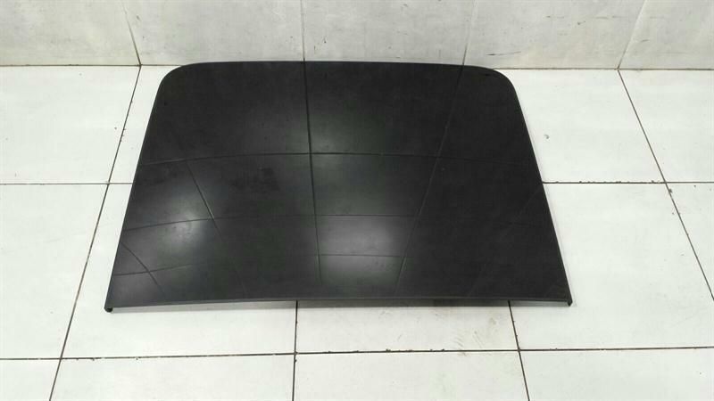 Porsche Macan 95B Front Panoramic Glass 95B877055Z Panoramic Roof Glass Front