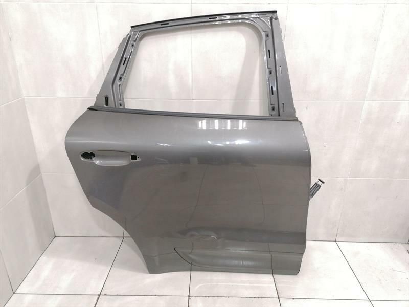 Porsche Macan 95B Right Rear Door 95B833021A Door Rear Right DEFECT