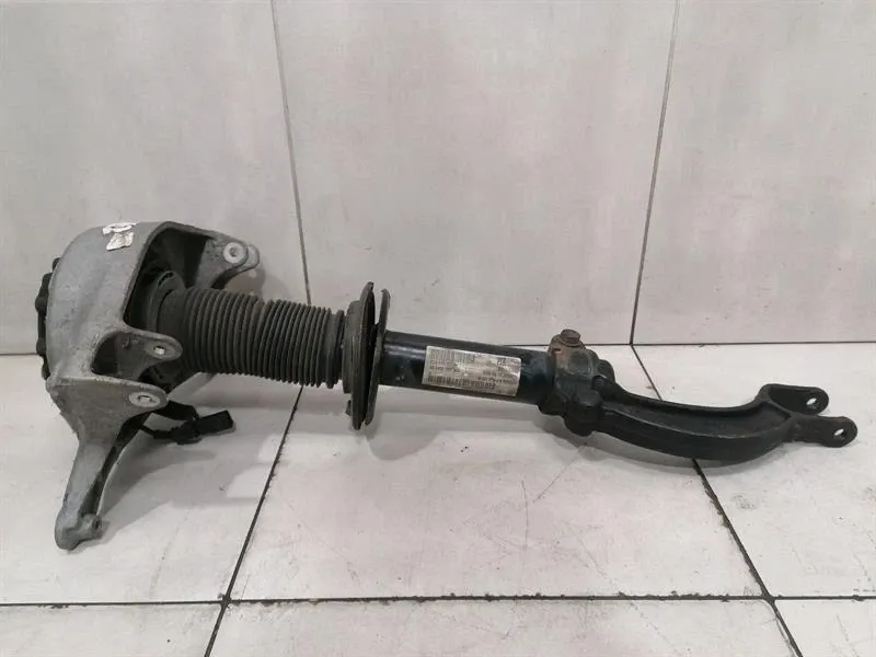 Porsche Macan 95B shock absorber front 95B413031F shock absorber front left EDC