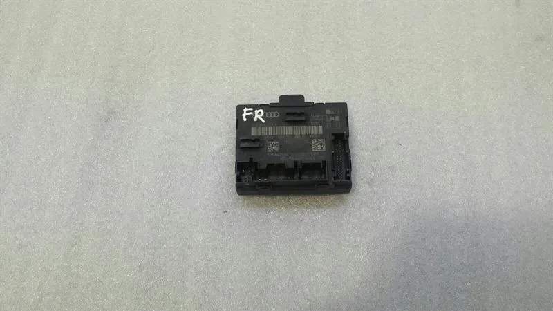 Audi A7 4G front right door module 4G8959793E door control unit front right