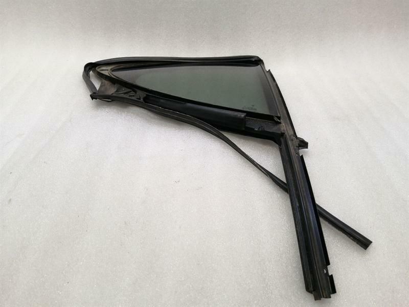 Porsche Panamera 970 Right Rear Quarter Glass 97054431219 Door Window 1⁄4 Rear Re