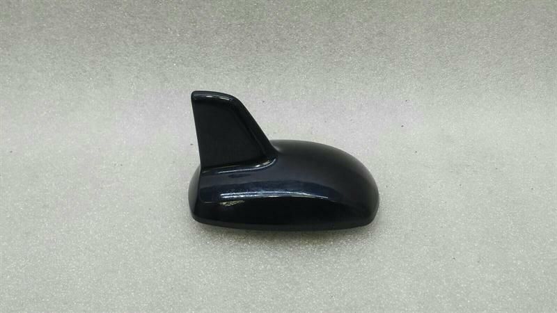 Mercedes S-Class W222 Roof Antenna A2128201675 Roof Antenna