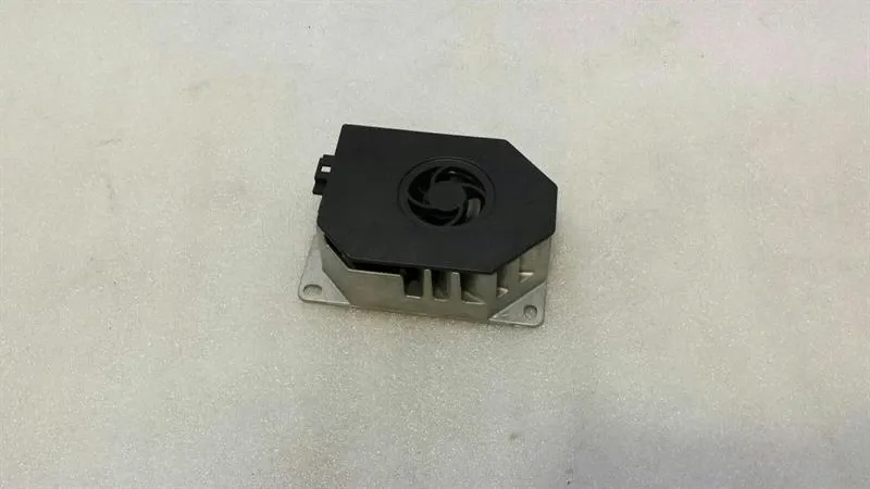 Mercedes CLS W218 Amplifier A2118705189 Amplifier Logic7 L7 HK