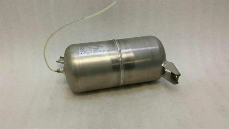 Mercedes CLS W218 Pressure Accumulator A2183200015 Airmatic Reservoir