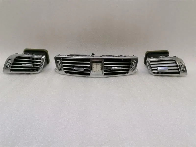Mercedes CLS W218 air vent set A2188300754 ventilation nozzle ventilation grille set