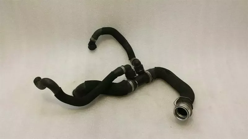 Mercedes CLS W218 Cooling Pipe A2185011282 Cooling Water Hose Hose M278