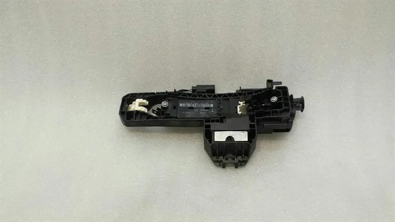 Mercedes CLS W218 door inner handle A2047602334 interior door handle front left