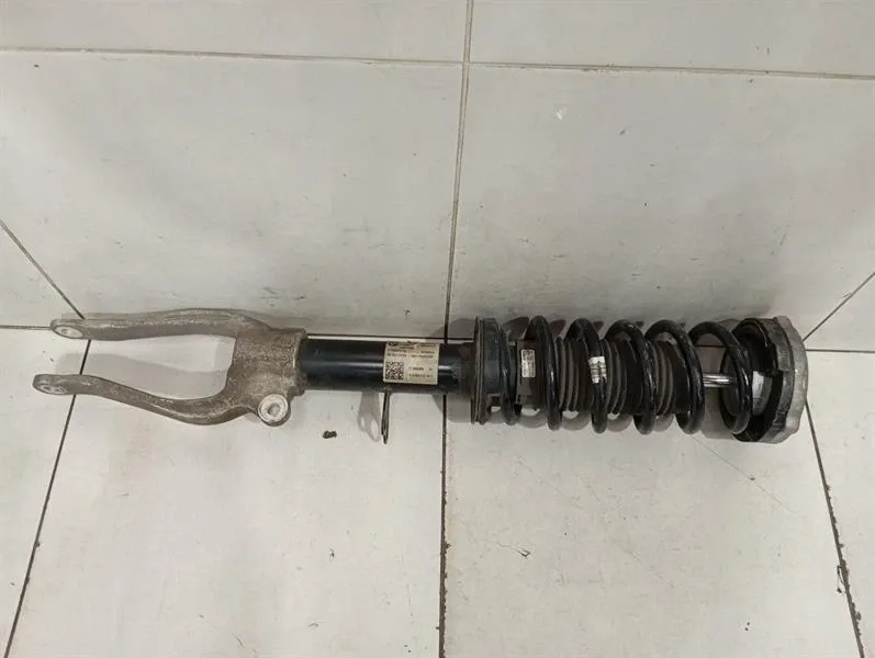 BMW 5 Series F90 G30 M5 Shock Absorber Front 6866609 G30 530I Front Shock Absorber