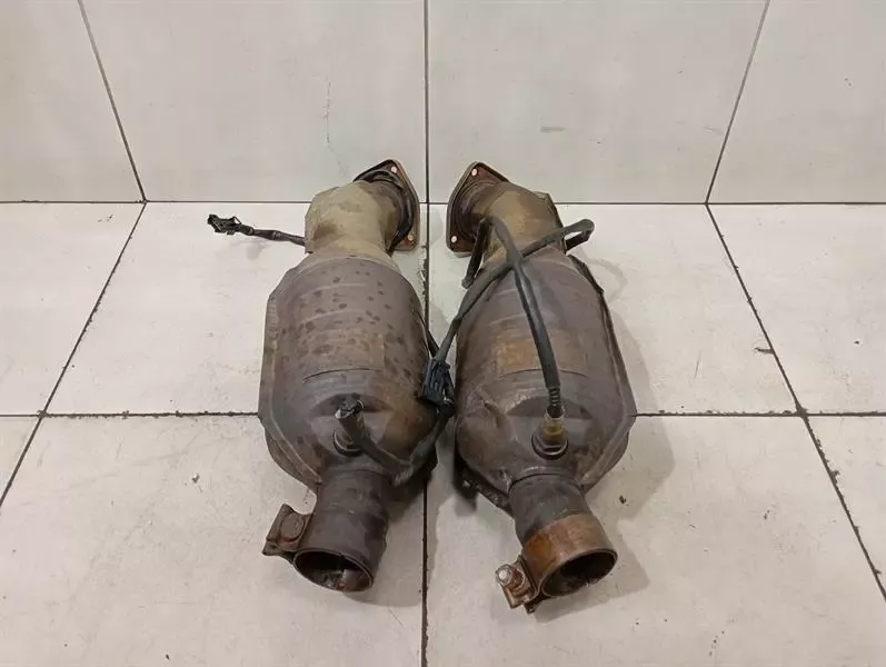 Ferrari F430 430 F131 Scuderia 16M Catalytic Converter PAIR 237817 Catalytic Converter