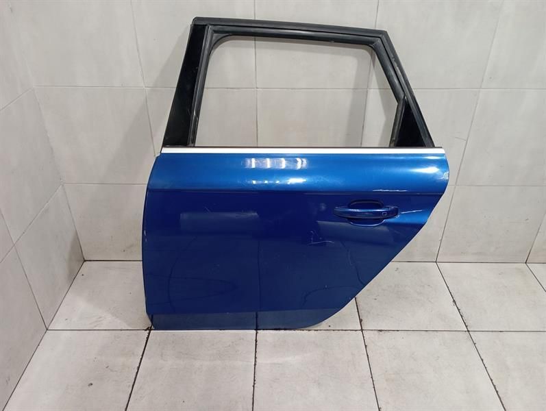 Audi RS4 B8 8K left rear door 8K9833051E door rear left