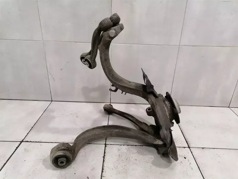 Audi RS5 8T Right Front Hub 8K0407258A Wheel Bearing Housing Front Right