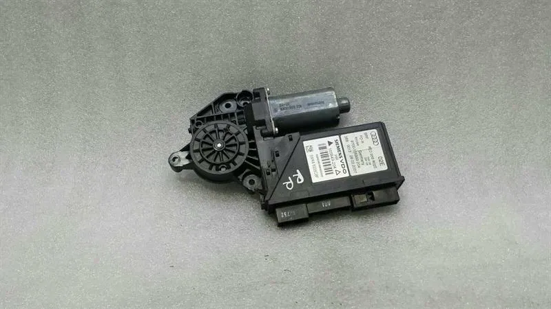 Audi RS4 8E B7 A4 Rear Right Door Window Motor 8E0959802E Power Window Motor HR