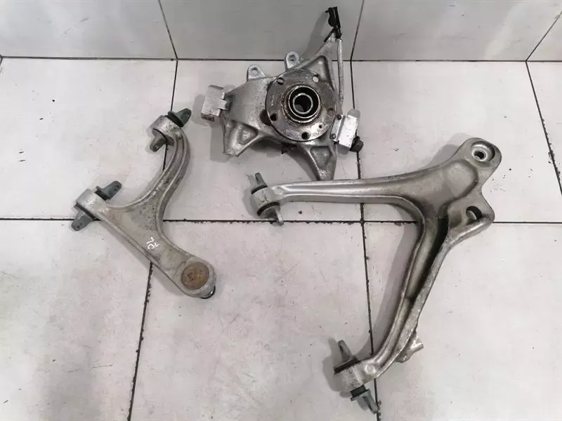 McLaren 720S Left Rear Hub 14BA022CP Wheel Bearing Housing Rear Left SET