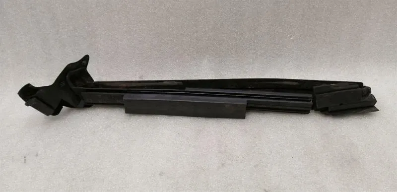 Bentley Continental GTC V8S window seal 3W7867415 seal side window left