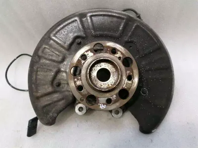 Mercedes C63 AMG W205 Left Rear Hub SET A2053501514 Wheel Bearing Housing Rear LI
