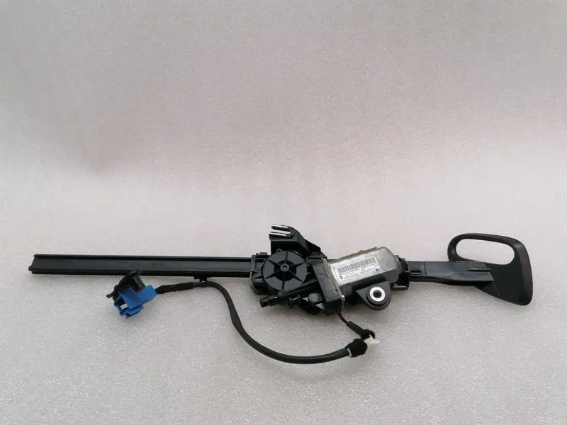 Mercedes C Class W205 Right Seatbelt Feeder A2057600282 Belt Strap Front Right